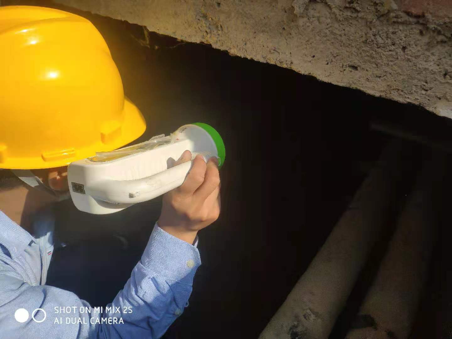 【水發(fā)能源】繃緊防汛弦，筑牢安全堤——中穆電站開展防汛專項檢查2.jpg